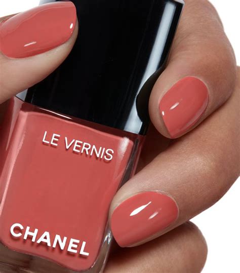 chanel longwear nail polish.